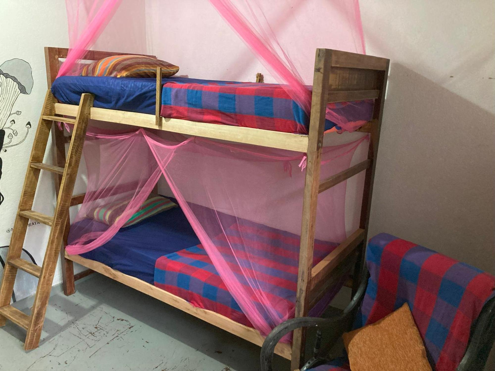 Hostel Singha Lounge 乌纳瓦图纳 外观 照片